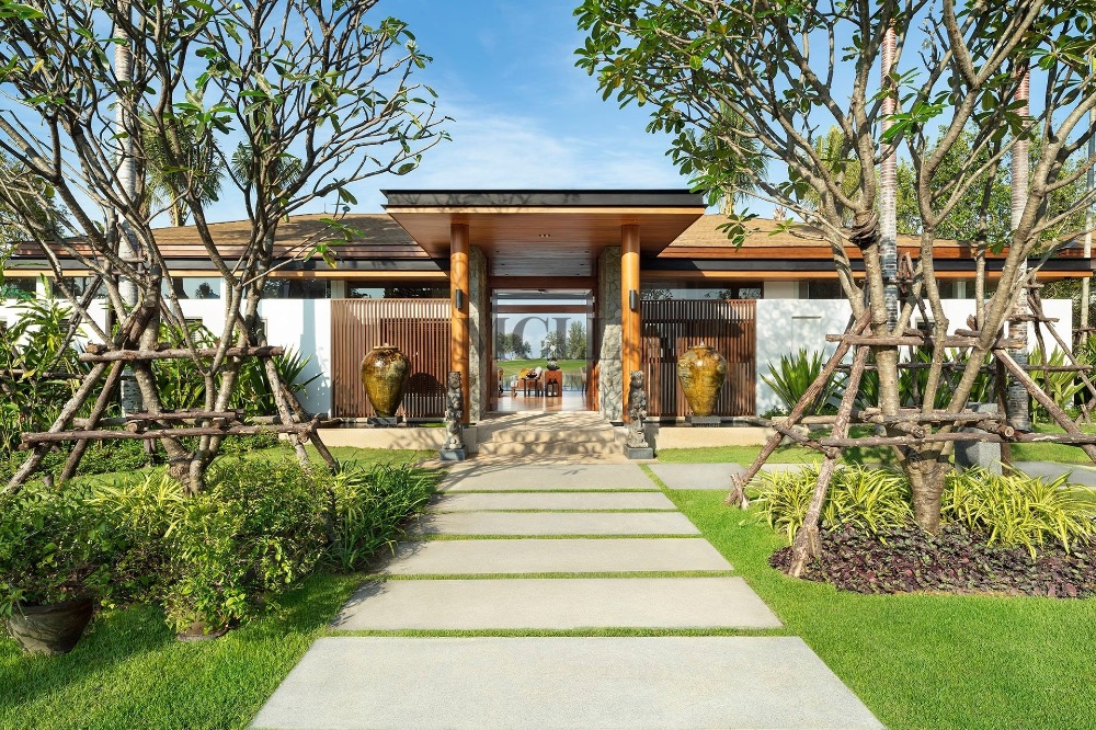 ขายบ้านพังงา : Beach Front Villa Aquella Golf Country Club