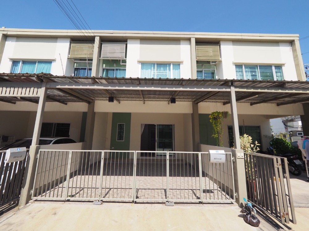 For SaleTownhouseNawamin, Ramindra : Urgent sale, Lumpini Townville, Phetkasem-Watcharapol, 17.5 sq m, 4 bedrooms, kitchen extension, good condition