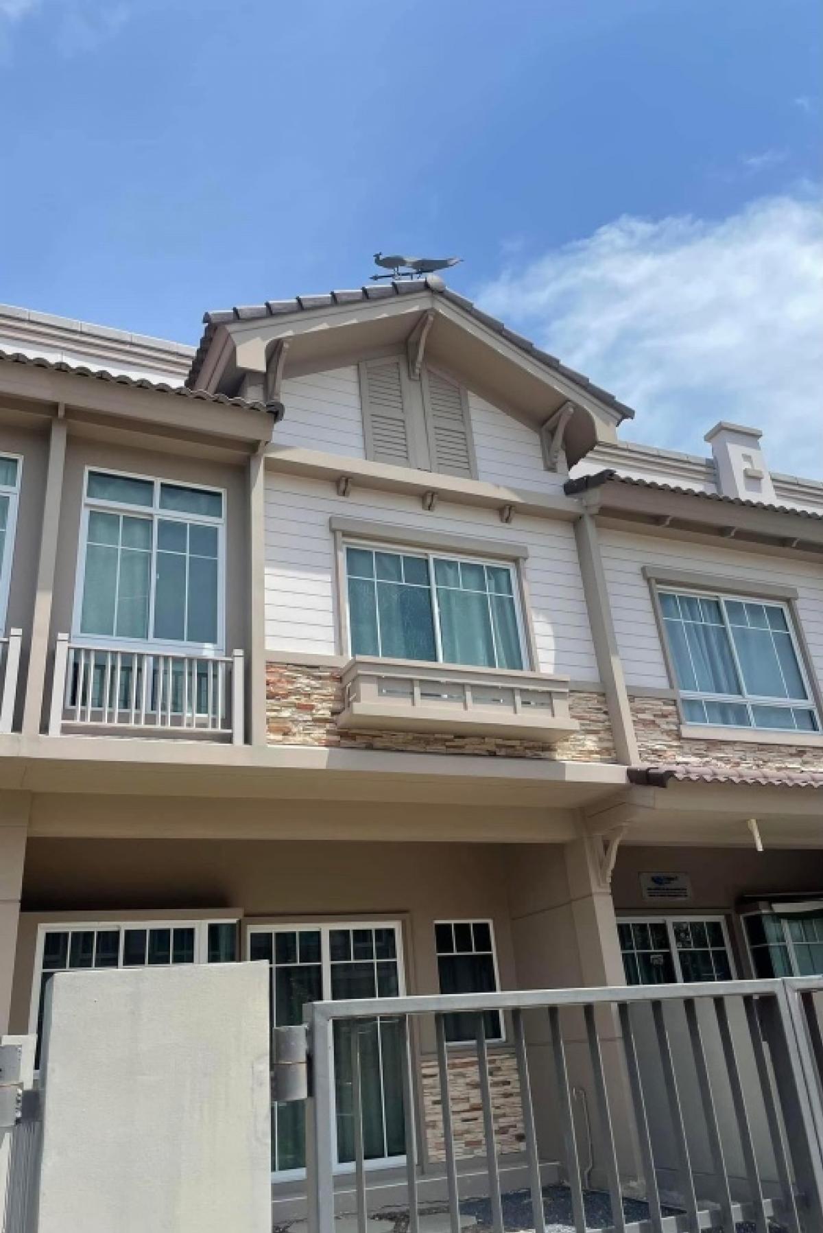 For RentTownhouseSamut Prakan,Samrong : For rent: 2-storey townhouse, Indy 2 Srinakarin project