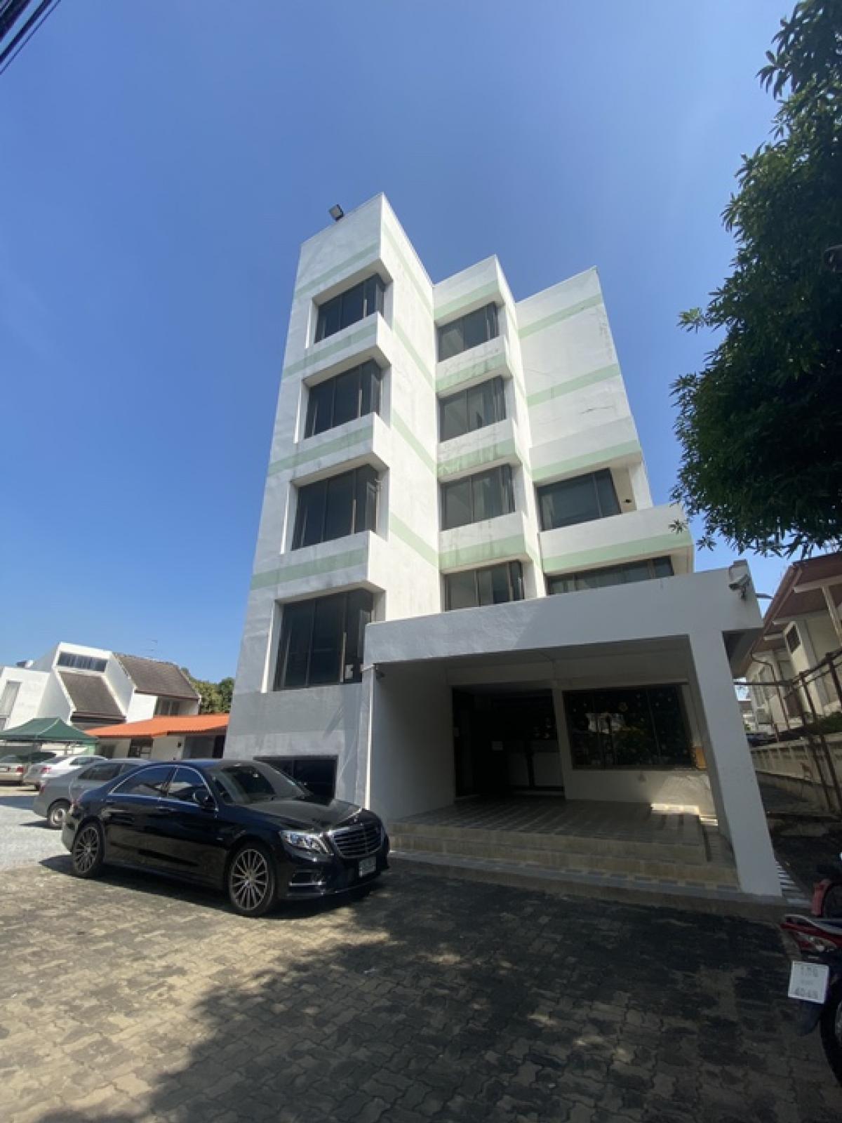 For RentOfficeChokchai 4, Ladprao 71, Ladprao 48, : 🏢Office for rent, 2nd floor, entire floor, Soi Lat Phrao 31, near MRT Lat Phrao 🚇 and MRT Phawana 🚇