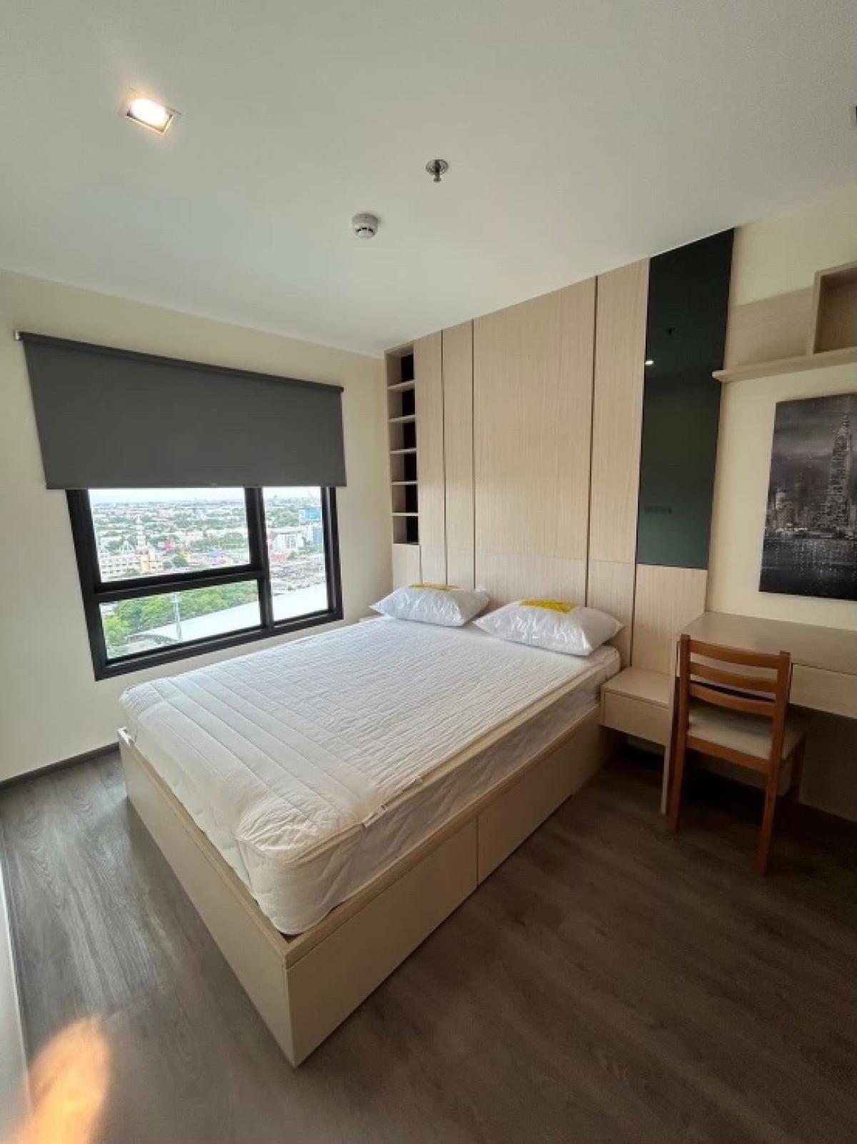 For RentCondoPattanakan, Srinakarin : Urgent for rent 🔥 Rich Park @ Triple Station, 18th floor, price 12,000 baht, accepting reservations 📌 Complete with electrical appliances, ready to move in✨