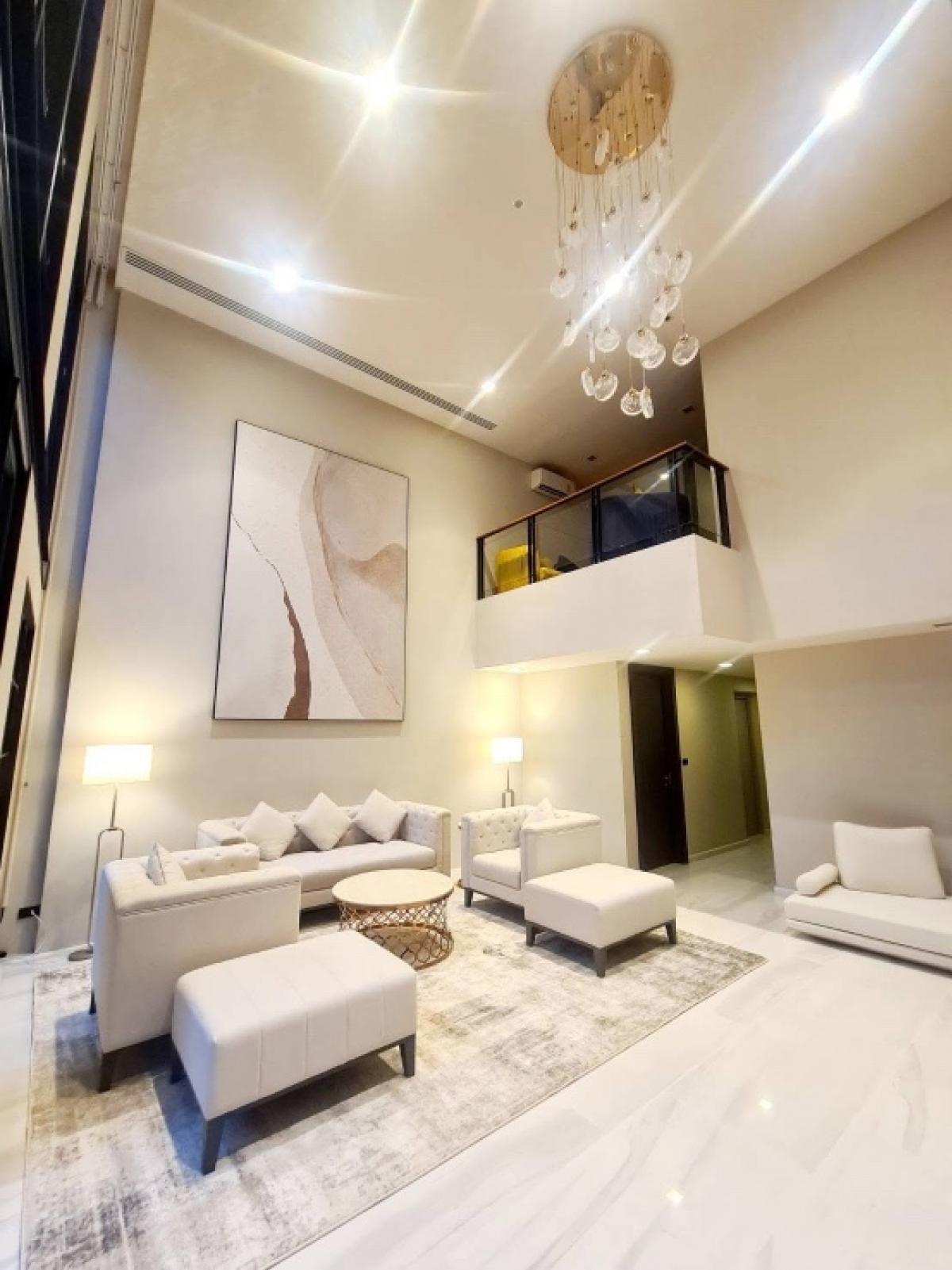 ขายทาวน์โฮมสุขุมวิท อโศก ทองหล่อ : ขาย Quarter 31 ขนาด 425 Sq.m 4 bed 5 bath | 69,000,000 | ติดต่อ 086-795-9997 (Jim)