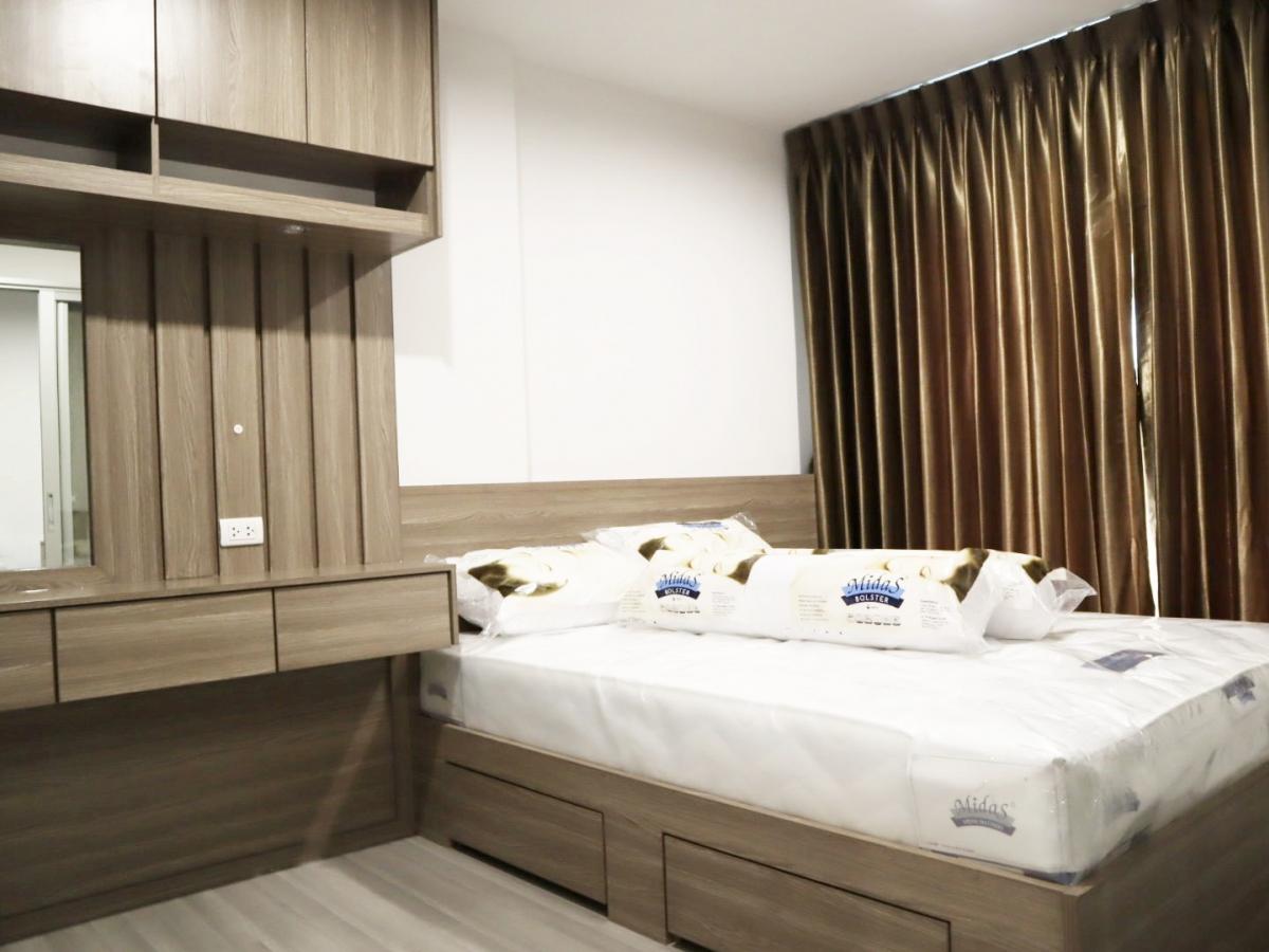 For RentCondoPinklao, Charansanitwong : The Parkland Charan - Pinklao Condo for rent : 1 bedroom for 30 sqm. City View on 16th floor B building.With nice built - in furnished and electrical appliances.Next to MRT Bangyikhan. Rent only for 13,000