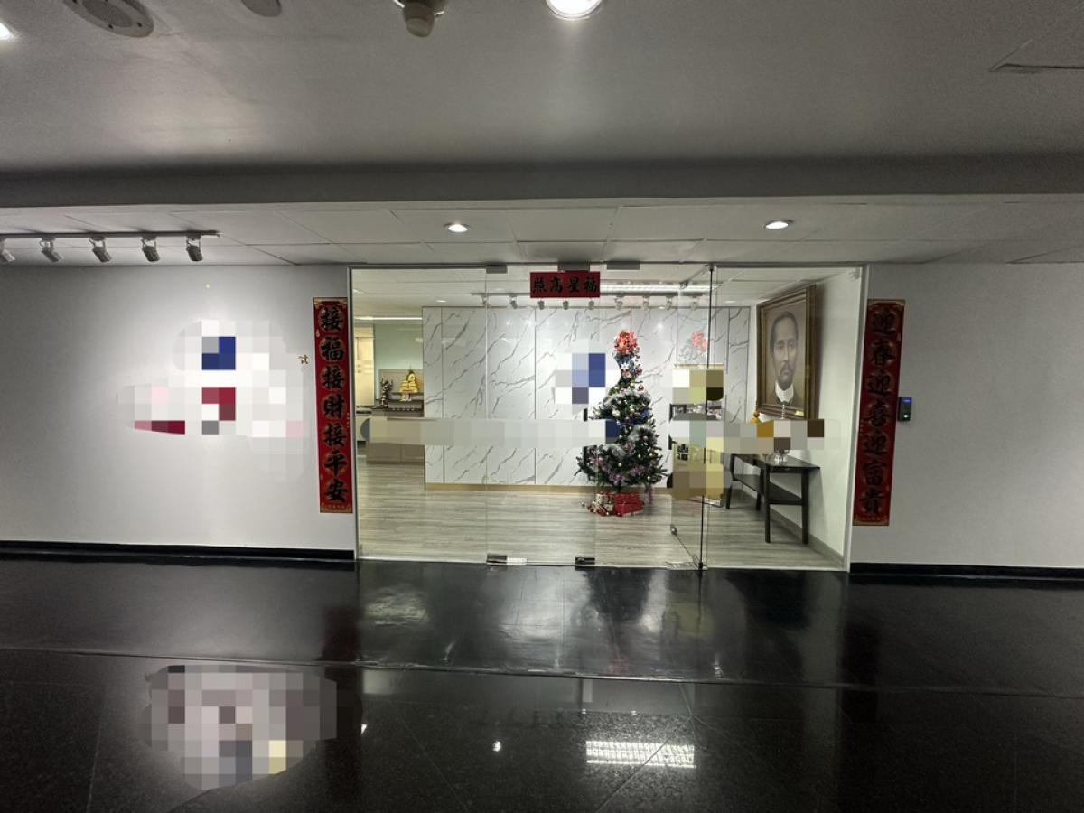 For RentOfficeRatchadapisek, Huaikwang, Suttisan : 🅾️Huai Khwang Ratchada Office Building for rent, ready to move in. FULLY FURNISHED