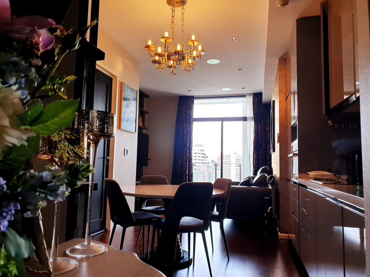 For SaleCondoSukhumvit, Asoke, Thonglor : (P0016) 📍 The diplomat 39, next to BTS Phrom Phong, size 75 sq m, high floor, corner room, beautiful view, decorated in luxury style.