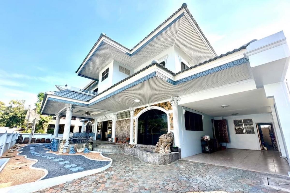 ให้เช่าบ้านพระราม 5 ราชพฤกษ์ บางกรวย : 🅾️Ratchaphruek 6 bedroom House for rentProject: Taling Chan Ratchaphruek