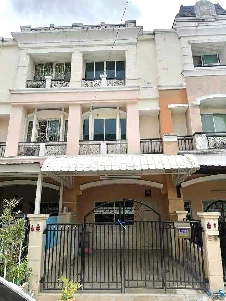 For SaleTownhouseBang kae, Phetkasem : Townhouse for sale, 3 floors, Parinya Lak Village, Wongwaen-Sathorn