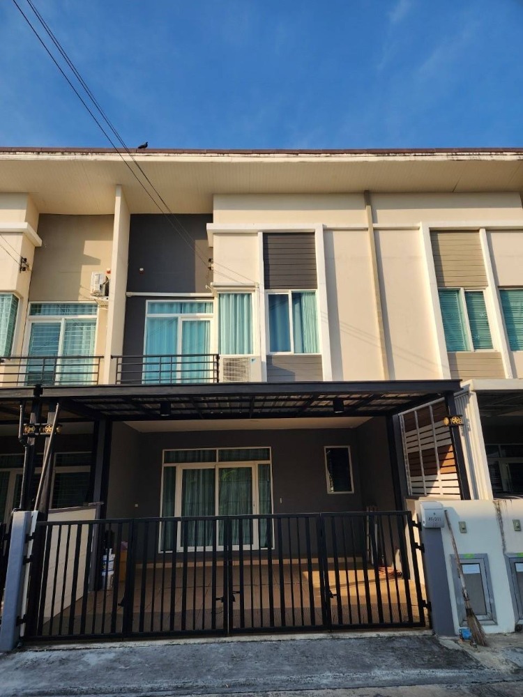 For RentTownhouseSamut Prakan,Samrong : Townhouse for rent, 2 floors, Casa City, Bangna Km.7, air-conditioner, full furniture, 4 bedrooms, 3 bathrooms, rental price 25,000 baht per month