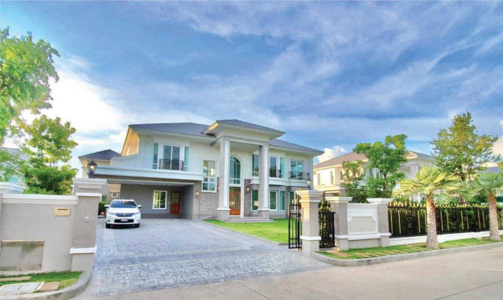 For SaleHouseChaengwatana, Muangthong : For sale, a luxurious mansion, Pruksaphirom, Ratchaphruek-Rattanathibet (deer shape), a luxurious European-style mansion, high privacy, located on Ratchaphruek main road, land size 182 sq m., usable area 425 sq m., 4 bedrooms, 6 bathrooms, fully furnished