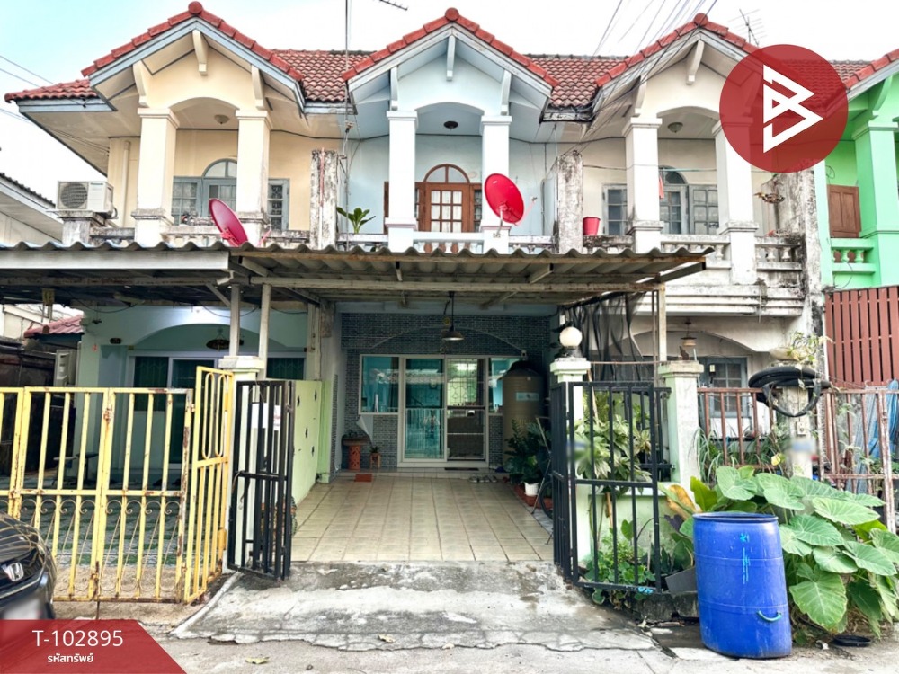 For SaleTownhousePathum Thani,Rangsit, Thammasat : Townhouse for sale, Pramaporn Village, Rangsit-Khlong 4, Thanyaburi, Pathum Thani