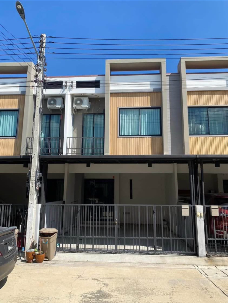 For RentTownhouseNonthaburi, Bang Yai, Bangbuathong : Townhouse for rent, Esgate Town, Ratchaphruek 345, fully furnished, near Do Home Bang Bua Thong, Sarasas Witaed School