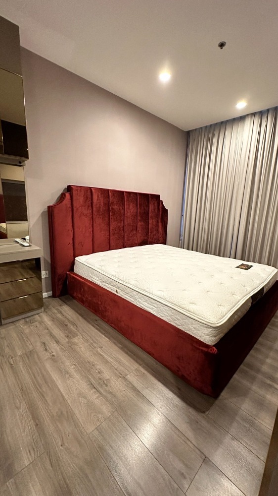 For RentCondoOnnut, Udomsuk : FOR RENT>> Whizdom Essence>> 28th floor, corner room, fully furnished, complete with furniture and electrical appliances, near BTS Punnawithi #LV-MO1178