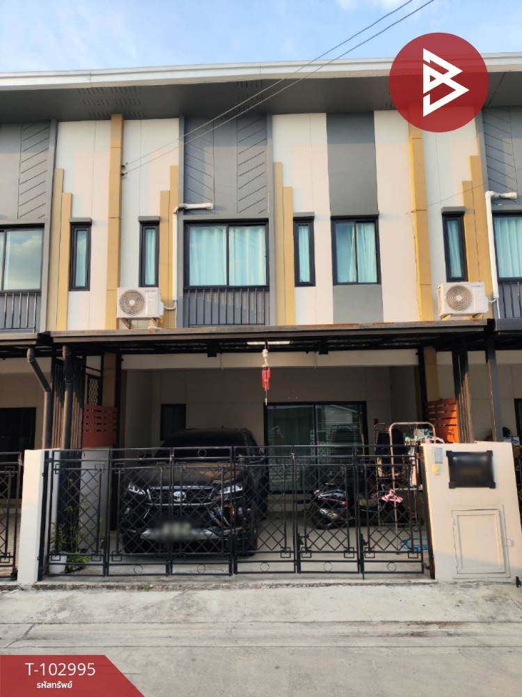 For SaleTownhousePathum Thani,Rangsit, Thammasat : Townhouse for sale, New York Village, Rangsit-Klong 4 (New York Rangsit-Klong4), Pathum Thani