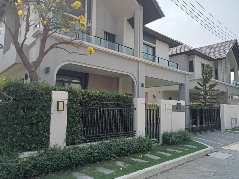 For SaleHouseBangna, Bearing, Lasalle : For sale or rent, single house, fully furnished, ready to move in, 3 bedrooms, 3 bathrooms, 2 living areas