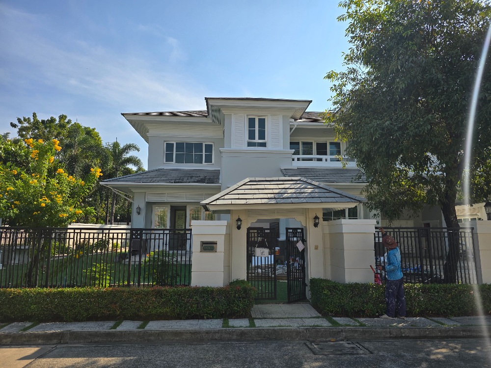 For SaleHousePinklao, Charansanitwong : For sale, luxury house, Ladawan Sathorn-Ratchaphruek | Newly renovated single house, corner plot, 142 sq m, 4 bedrooms, near BTS Bang Wa, Central Pinklao, ready to move in