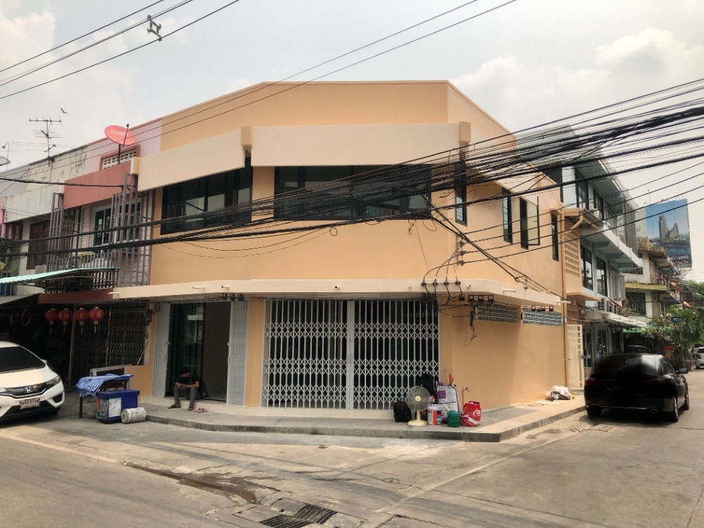 For SaleShophouseSathorn, Narathiwat : For sale: 2 commercial buildings, 2 floors, 17.6 sq m., Charoen Rat 7