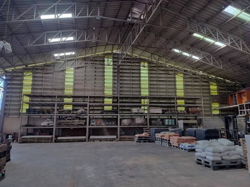 For RentWarehousePrachin Buri : Warehouse for rent, Si Maha Phot, Prachinburi, size 1,100 sq m.