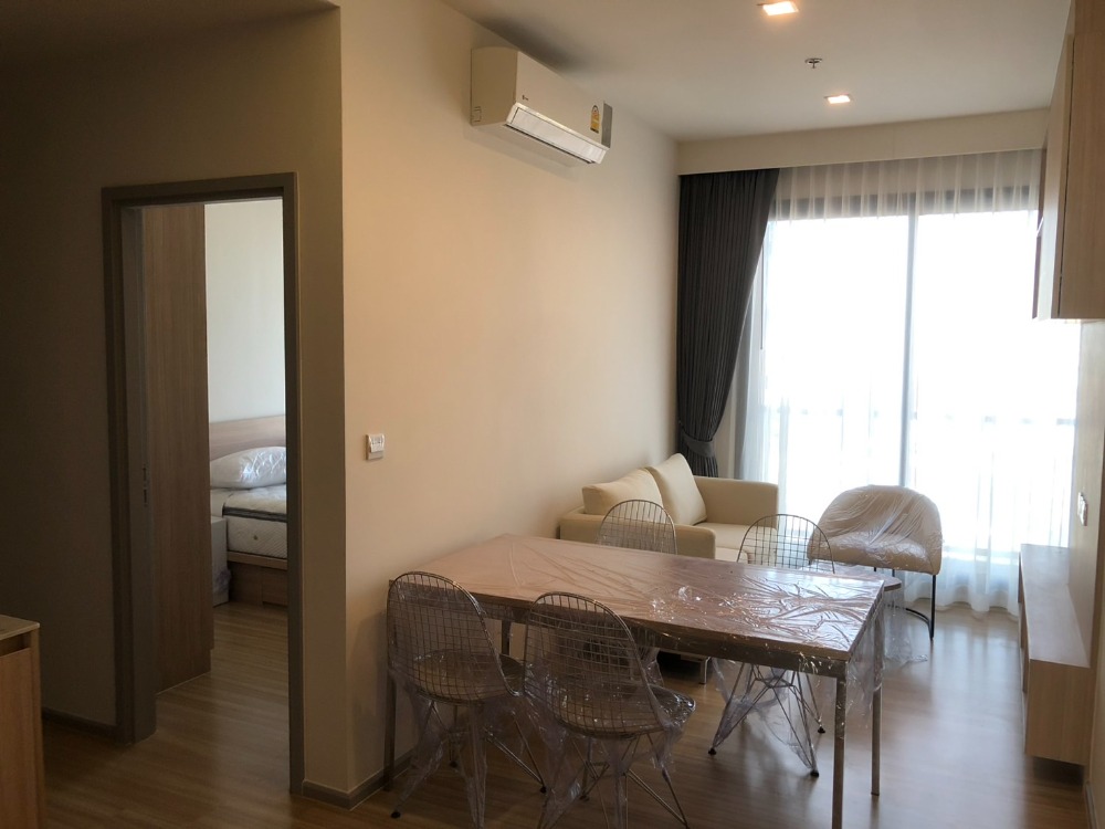 For RentCondoSapankwai,Jatujak : For rent: 2 bedrooms, Condo M Chatuchak, pets allowed, both dogs and cats, available to move in mid-February.