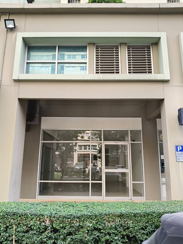 For SaleCondoNawamin, Ramindra : For sale: LPN Lumpini Condo Town Ramintra - Nawamin, size 57 sq m, 1st floor, suitable for an office, shop, clinic.