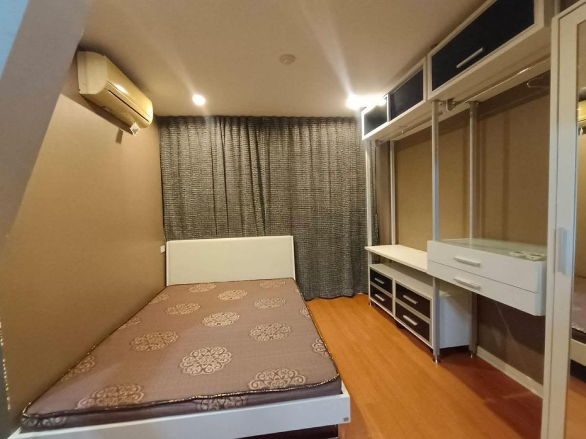 For RentCondoRamkhamhaeng, Hua Mak : For rent: Lumpini Town Bodindecha-Ramkhamhaeng Room size: 28 sq m. Price: 7,500 baht Nearby places: Orange Line