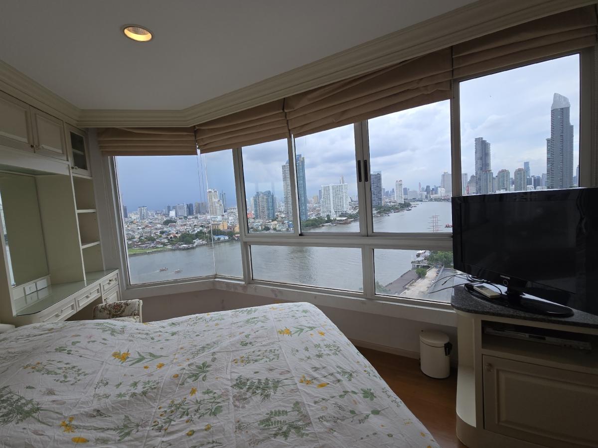 For SaleCondoRama3 (Riverside),Satupadit : River Heaven Condo on the Chao Phraya River, Asiatique view