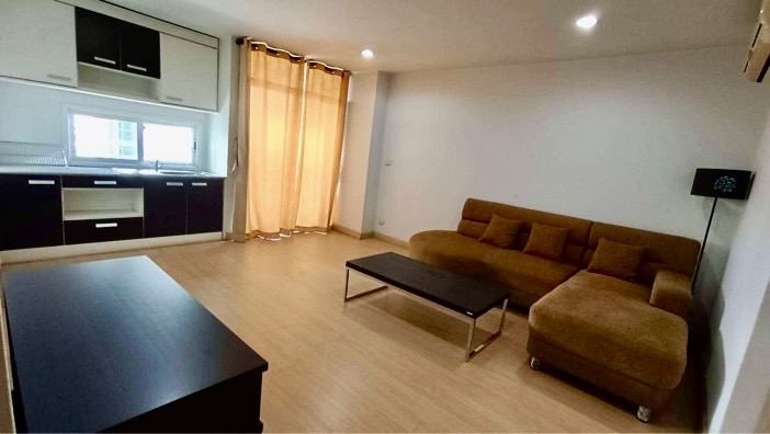 ขายคอนโดอ่อนนุช อุดมสุข : S Condo Sukhumvit 50