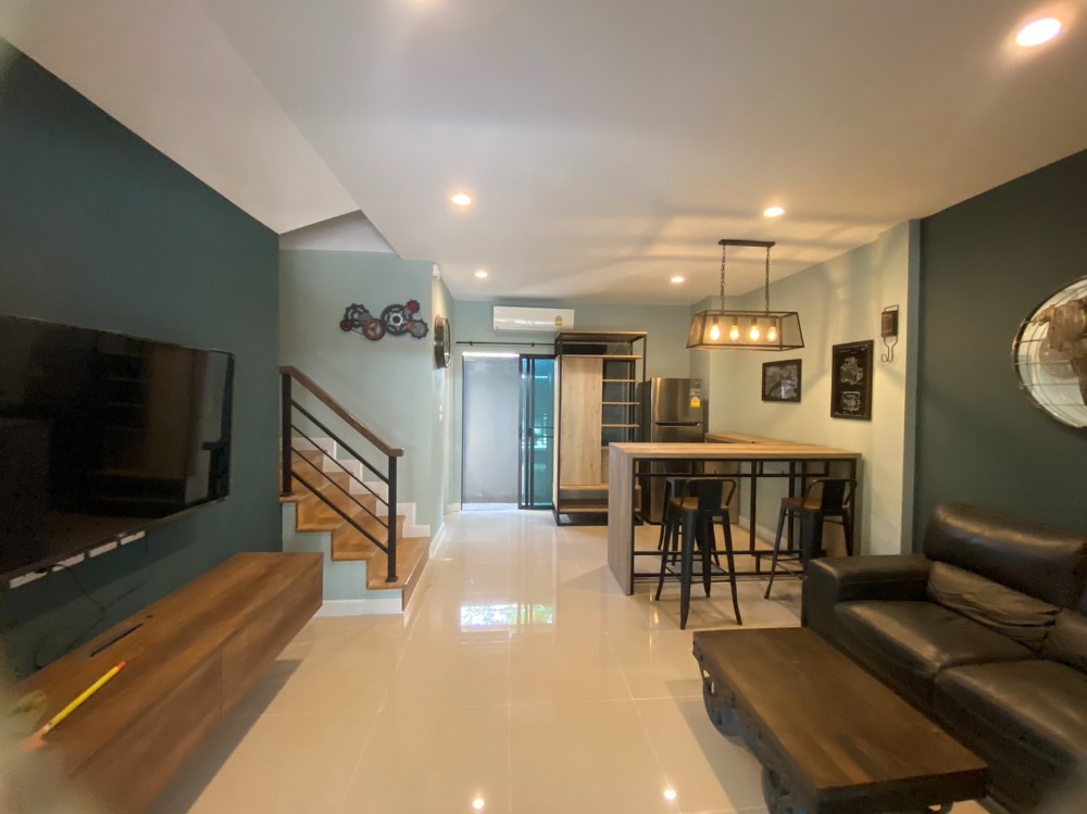 For RentTownhousePathum Thani,Rangsit, Thammasat : For sale or rent, 2-storey townhouse, 2 bedrooms, 2 bathrooms, 2 parking spaces, 110 sq m, Soi 1, beginning of project, has an electric car charger in the house, Verve Village, Tiwanon-Rangsit, price 15,000/month, selling for 2.89 million baht.