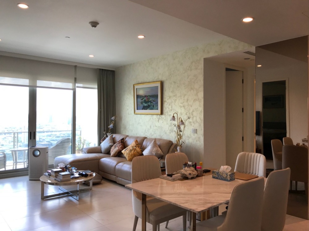 For SaleCondoWitthayu, Chidlom, Langsuan, Ploenchit : Condo for sale 185 Rajadamri 2 bedrooms, size 110 sq m., wide balcony, high floor, Lumpini park view, near BTS Ratchadamri, ready to move in