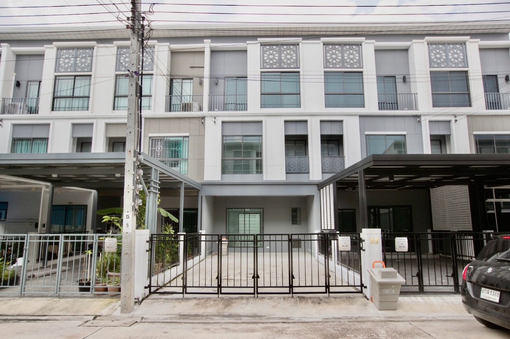 For SaleTownhouseBang kae, Phetkasem : For sale: The Metro Phetkasem 48, 3-storey townhouse, 23.49 sq m, 4 bedrooms, 4 bathrooms, near MRT Phetkasem 48 station