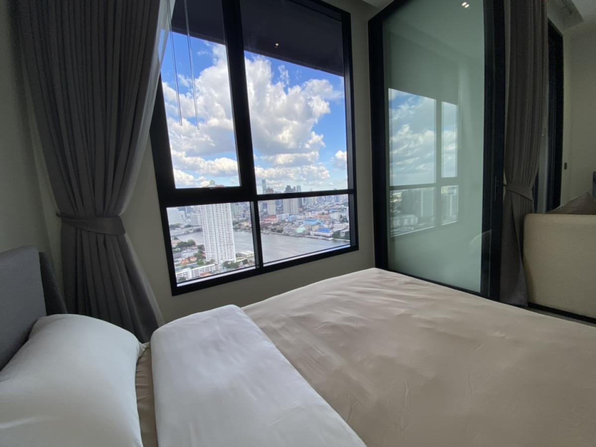 For SaleCondoWongwianyai, Charoennakor : Urgent sale, Chapter Condo, Charoen Nakhon Riverside, next to the Chao Phraya River, near Icon Siam, size 32 square meters, 33rd floor, high, beautiful view, owner sells himself