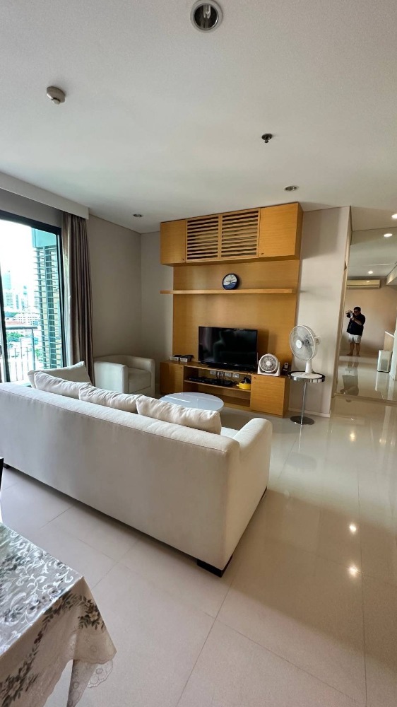 For SaleCondoRama9, Petchburi, RCA : For Sale: Villa Asoke, South-facing room, high floor, good condition, never rented out, beautifully decorated, ready to move in 🔥🔥