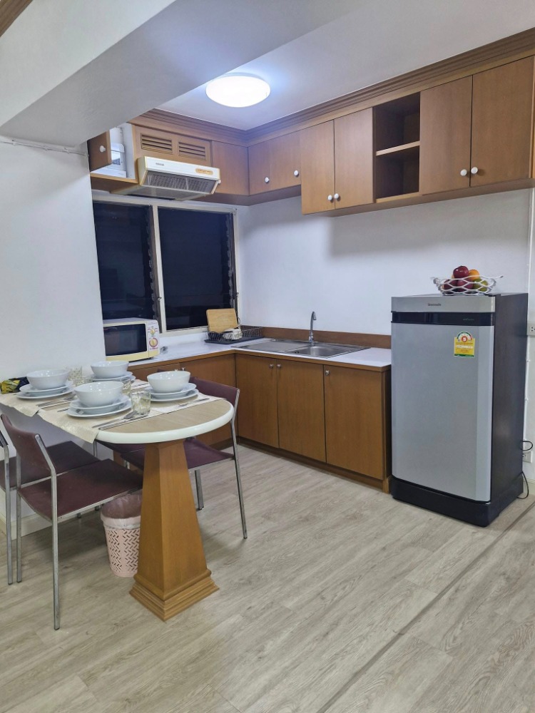 For SaleCondoSukhumvit, Asoke, Thonglor : Special unit room Combine Unit 3, single bedroom in the market, Thonglor location, good price, good condition, large room size 99 sq m.