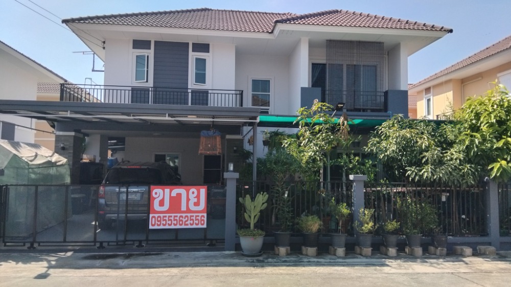 For SaleHousePathum Thani,Rangsit, Thammasat : House for sale, Phumisiri Village #Khlong 4, area 53.9 sq m. #Fully furnished, price 5.50 million baht. #Ready to move in.