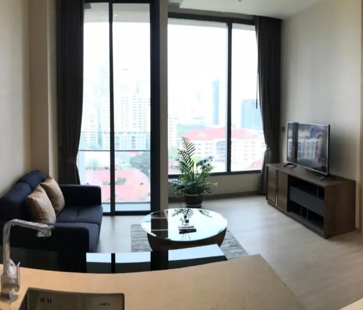 ให้เช่าคอนโดสุขุมวิท อโศก ทองหล่อ : For rent The Esse Asoke 1 bedroom 1 bathroom47sqm rent fee 44,000per month please contact add line /Tel 081889-5470