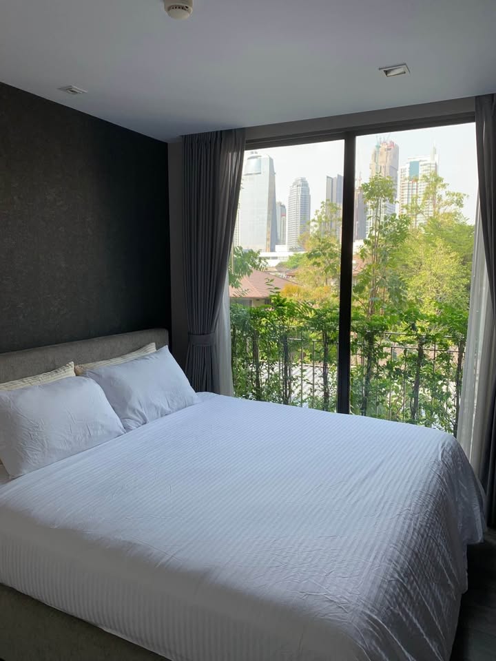 For RentCondoSukhumvit, Asoke, Thonglor : Condo The Room Sukhumvit 40, beautiful room, fully furnished, ready to rent