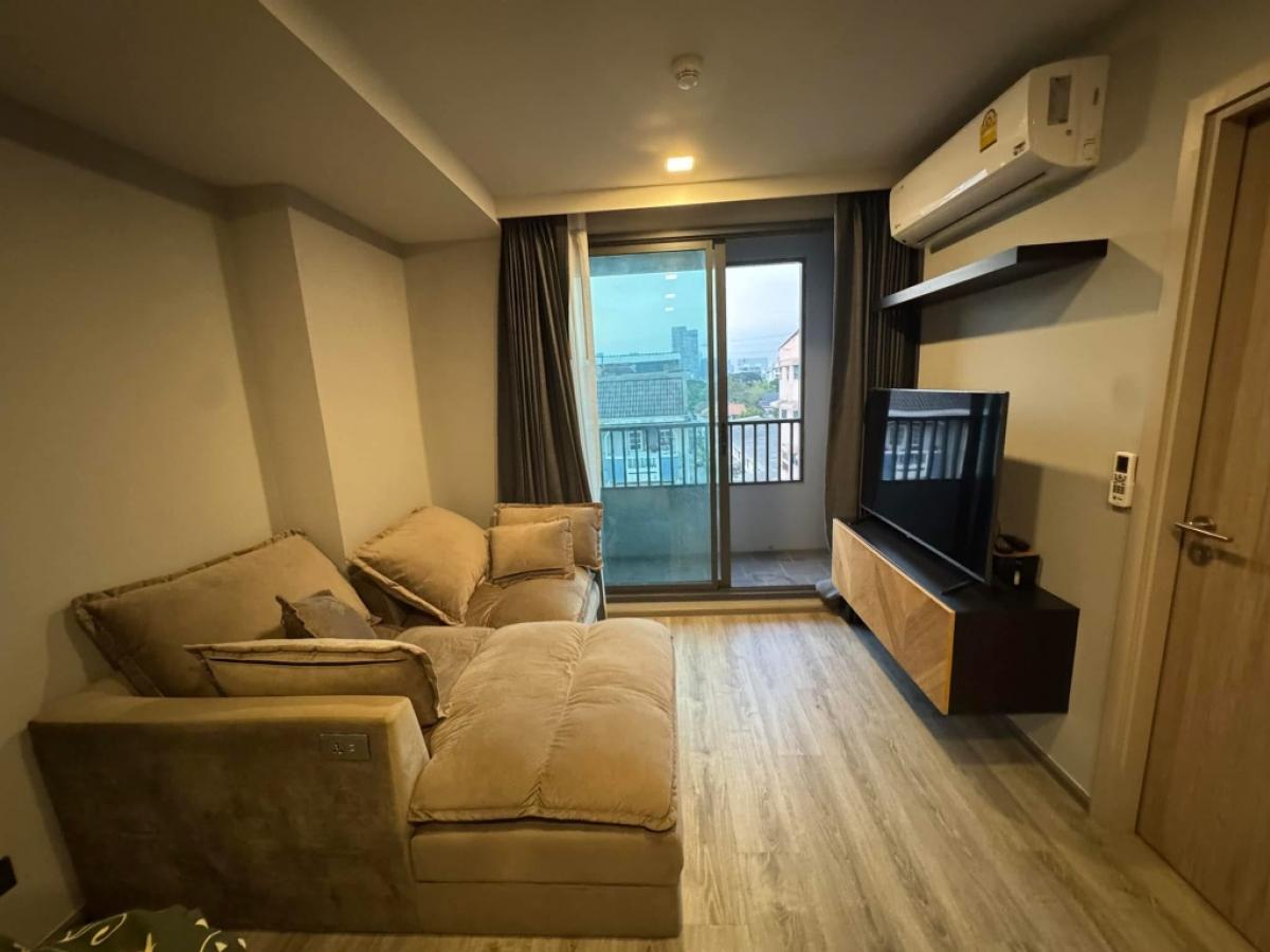 For RentCondoRatchadapisek, Huaikwang, Suttisan : Maestro 19 - Pet Friendly 40sqm for rent 20,000bth