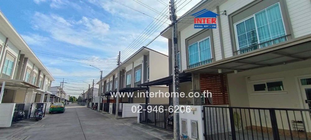 For SaleTownhouseRama5, Ratchapruek, Bangkruai : 2-storey townhouse, 18 sq m, Q District Village, Westgate, Soi 20, Kanchanaphisek Road, Chan Thong Eiam Road, Bang Bua Thong, Nonthaburi