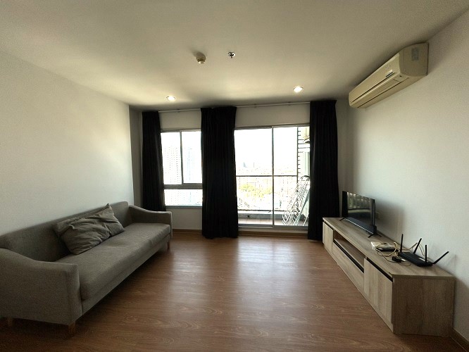 For RentCondoThaphra, Talat Phlu, Wutthakat : Condo The President Phase 1, 2 bedrooms, available for rent, inexpensive price, furnished.