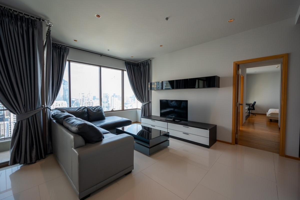 For RentCondoSukhumvit, Asoke, Thonglor : 📍For rent: Condo Emporio Place, 2 bedrooms, 2 bathrooms, 105 sq m., rent price 55,000 baht, ready to move in, beautiful room, as advertised, high floor, fully furnished, in the heart of Phrom Phong ☎️0887532858 Prai