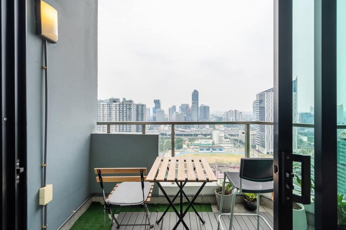 For RentCondoSukhumvit, Asoke, Thonglor : WP055 Supalai Premie@ Asoke (Just Renovated) next to MRT Phetchaburi, Asoke-Phetchaburi intersection 📌Deposit 2 months, 1 month in advance / 1 year contract ▪️1-Bedroom with Terrace, large area with large balcony, facing Asoke Rama 9 view ▪️Just Renova, c