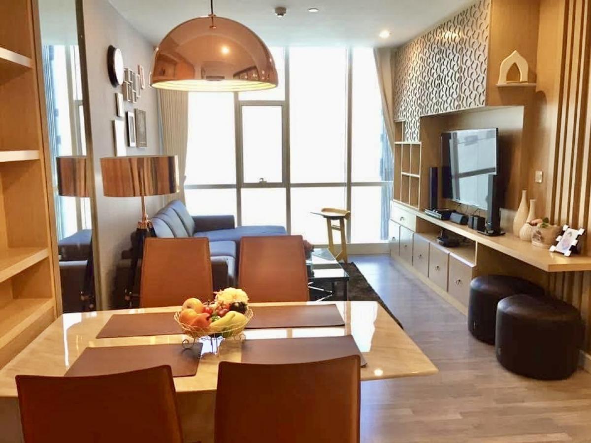 For SaleCondoSathorn, Narathiwat : 📢👇 Good deal for corner unit at The Room Sathorn - TanonPun  one of the most sought-after condominiums for living or investment because it is located in an area close to numerous business centers, schools and hospitals.