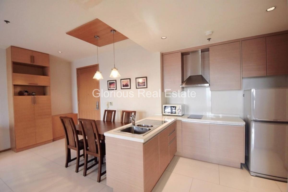 For RentCondoSukhumvit, Asoke, Thonglor : 🔥Spacious Room, Ready to move in🔥 The Emporio Place | 1 Bedroom,1 Bathroom | fully furnished | Near BTS Phrom Phong 1.3 km.