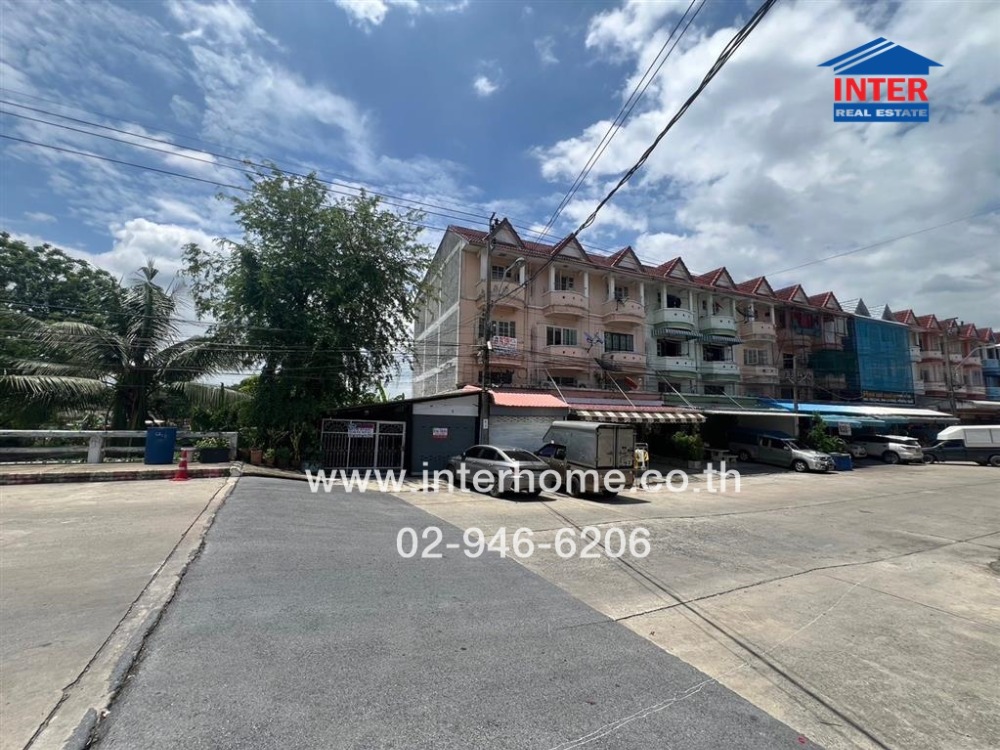 For SaleShophouseNawamin, Ramindra : Commercial building, 3.5 floors, 22 sq m, Muangthapthani Village, Soi Liap Khlong Song 25, Liap Khlong Song Road, Hathai Rat Road, Khlong Sam Wa District, Bangkok