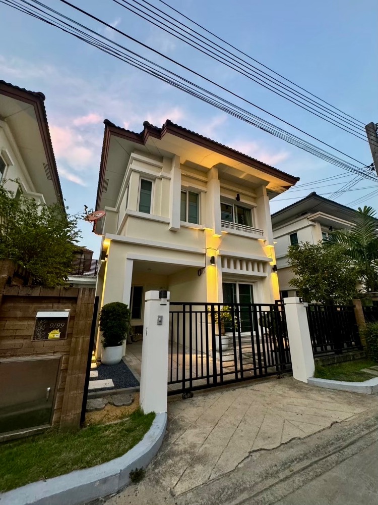 For RentHouseSamut Prakan,Samrong : 🏡 For Rent: 2-Story Detached House at The Centro Sukhumvit 113 | Prime Location, Convenient Travel, Close to BTS and Amenities