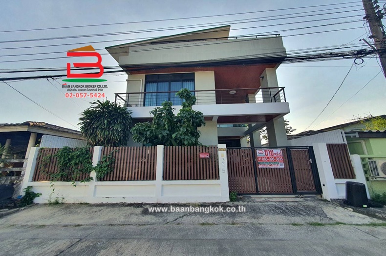 For SaleHouseLadprao101, Happy Land, The Mall Bang Kapi : Single house, Sammakorn 1 (Soi Ramkhamhaeng 110), area 46 sq m, near The Paseo Town, Ramkhamhaeng, Ramkhamhaeng Road, Saphan Sung Subdistrict, Bang Kapi District, Bangkok Property code 10114: Single house, Sammakorn 1 *Near The Paseo Town, Ramkhamhaeng **