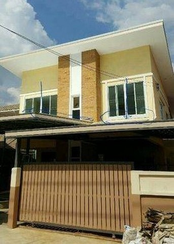 For RentHouseSapankwai,Jatujak : RH1234 House for rent, Soi Ratchada 19, 2-storey detached house, 55 sq m., 4 bedrooms, 4 bathrooms, complete air conditioning, complete furniture, refrigerator, microwave, washing machine, water heater, parking for 2 cars.