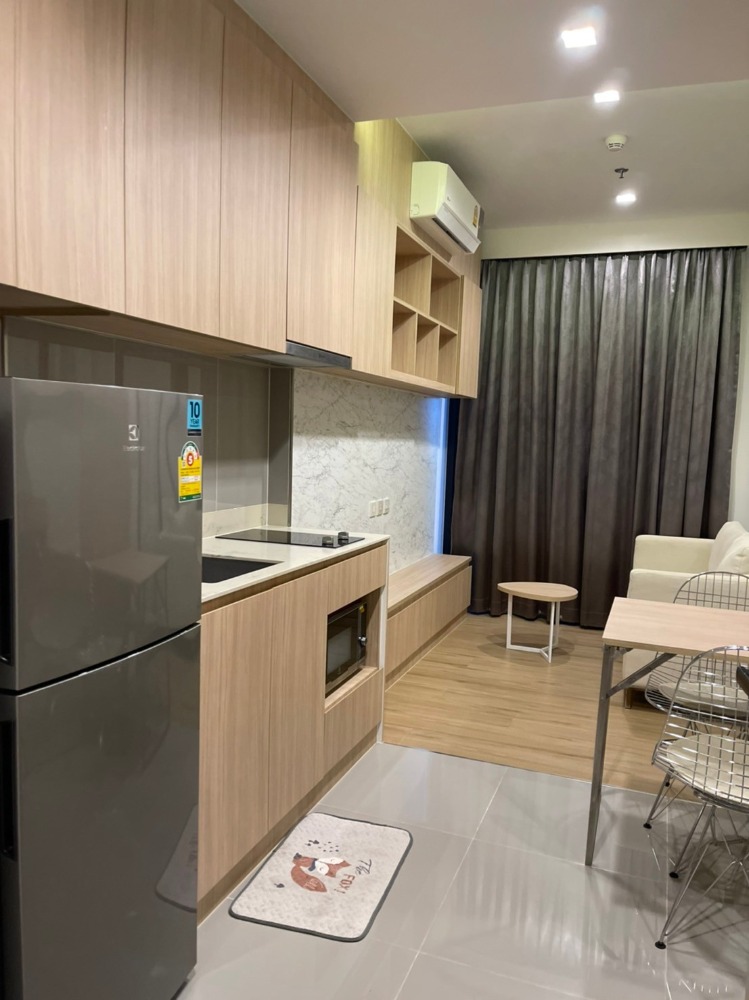 For SaleCondoSapankwai,Jatujak : Selling at cost, Condo M Chatuchak, pets allowed, convenient for living or investment, there are tenants, complete furniture and electrical appliances, just drag your bags and move in.