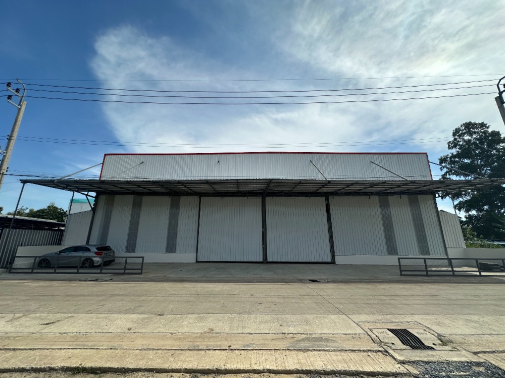 For RentWarehouseVipawadee, Don Mueang, Lak Si : Warehouse for rent, Vibhavadi, Don Mueang, 700 sq m, near Don Mueang Airport, convenient to travel in and out.