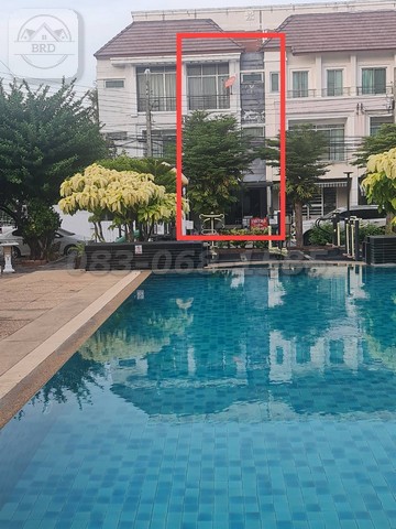 For SaleTownhouseMin Buri, Romklao : Very cheap for sale, 3-storey townhouse, Klang Muang University, Krungthep Kreetha Road (area 22.2 square wah, selling price 3.8 million), Saphan Sung, Saphan Sung, Bangkok