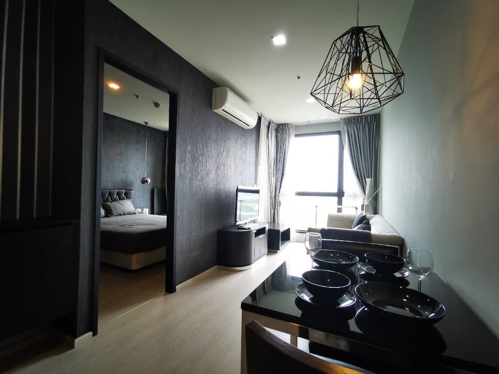 For RentCondoOnnut, Udomsuk : Vacant room for rent Rhythm Sukhumvit 44/1, ready to move in, convenient transportation